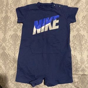 Nike romper